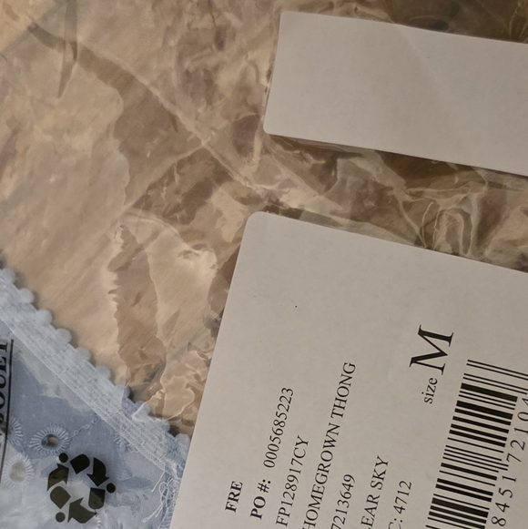 SOLD - Picture 4 of 4